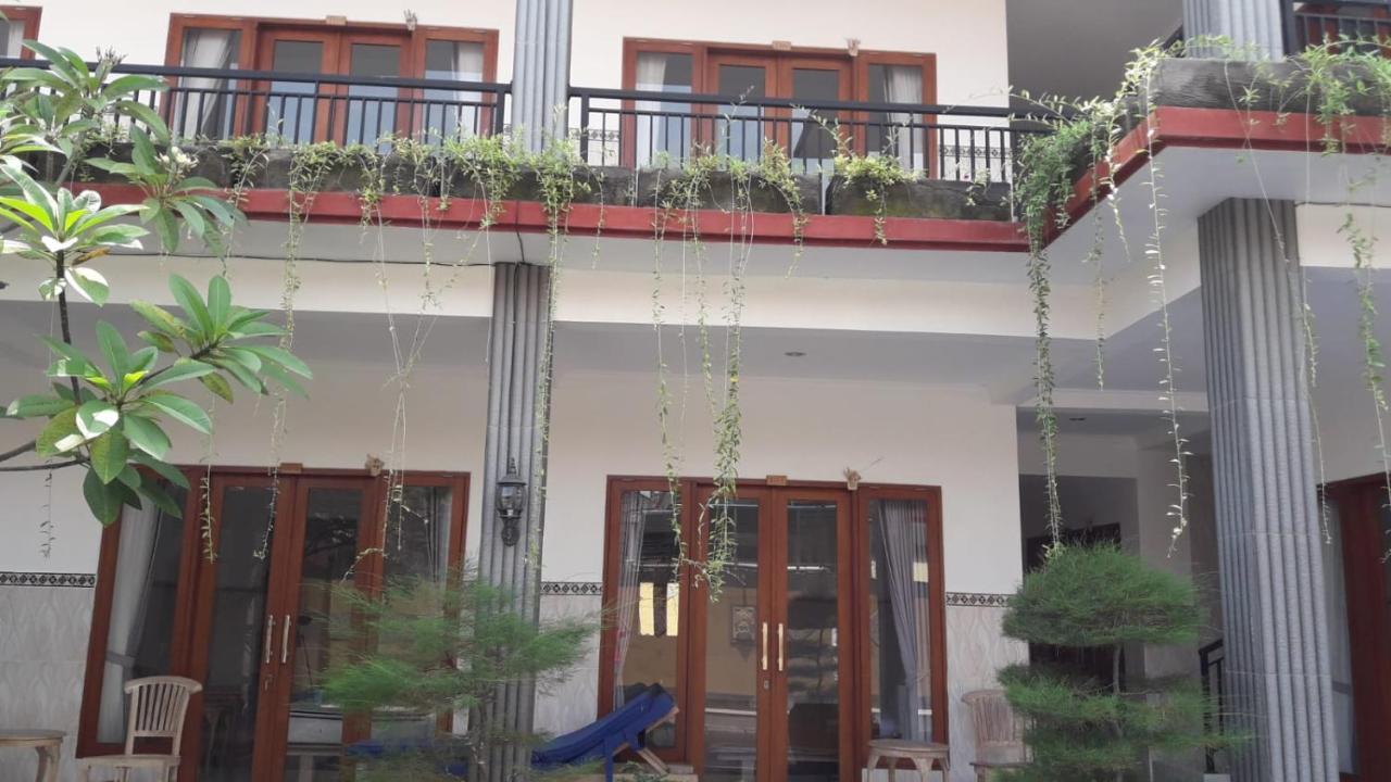 Sanata Yoga Guesthouse Canggu Zewnętrze zdjęcie