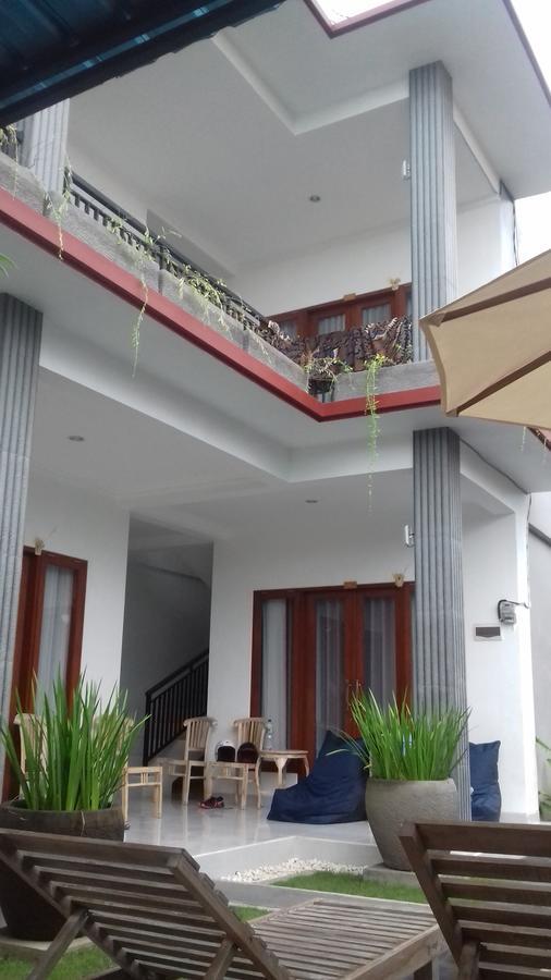 Sanata Yoga Guesthouse Canggu Zewnętrze zdjęcie